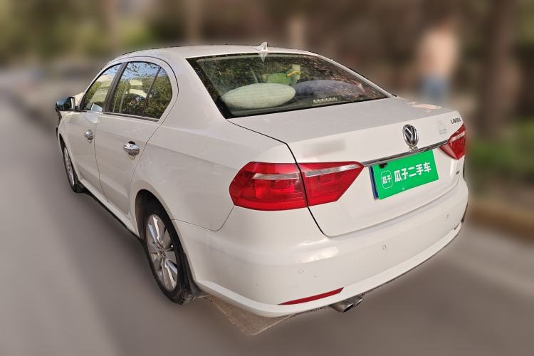 Used Volkswagen Lavida 2013 Revised Classic 1.6L Automatic Fashion Edition