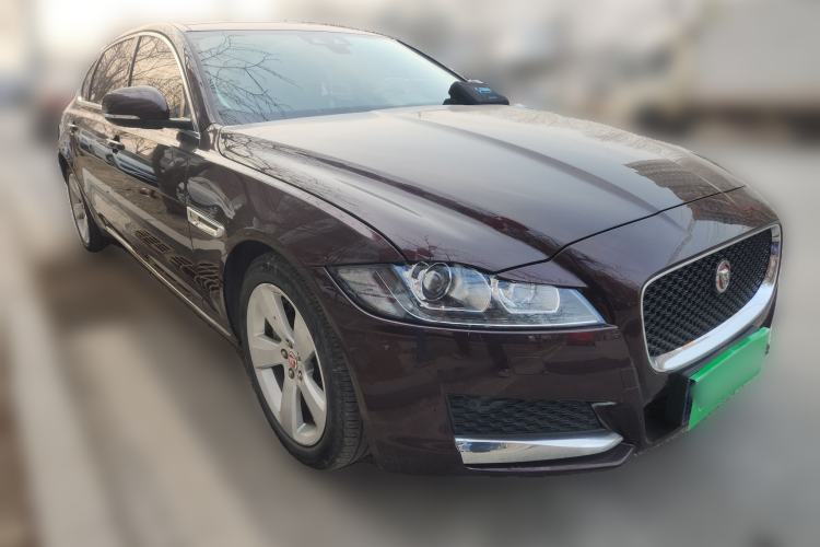 Used Jaguar XFL 2020 XFL 2.0T P200 Two-Wheel-Drive Elite Edition Front Right 45 Deg