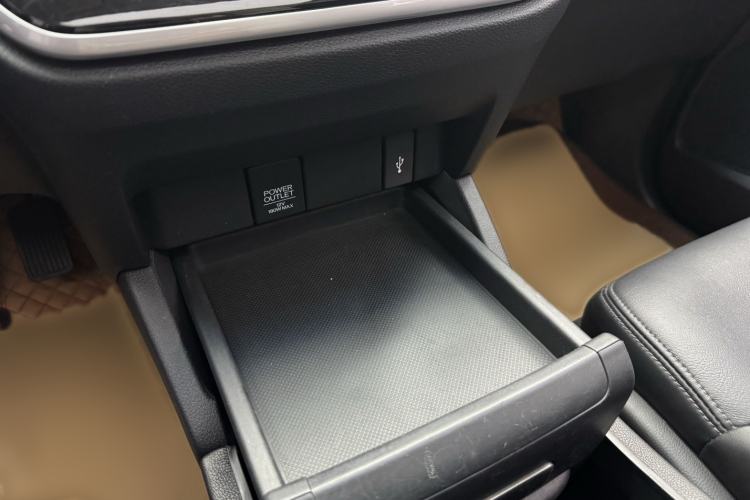 Used Honda Odyssey 2015 Revised Version 2.4L Supreme Edition