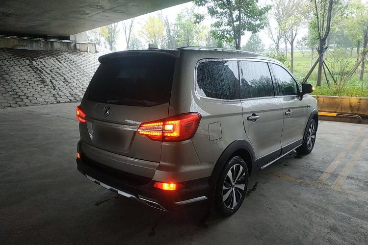 Used FORTHING Joyear X6 2017 Jingxiang Series 1.5T CVT Luxury Model
