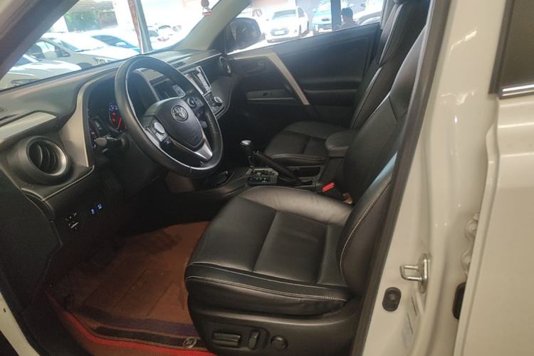 Used Toyota RAV4 2018 2.5L Automatic 4x4 Elite i Edition
