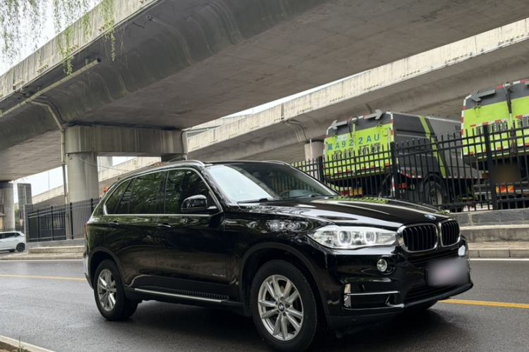 Used BMW X5  Exterior 2