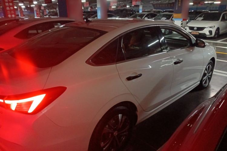 Used CHANGAN Eado 2023 Changan Edition PLUS Blue Whale NE 1.4T GDI DCT Prestige Version Rear Right 45 Deg