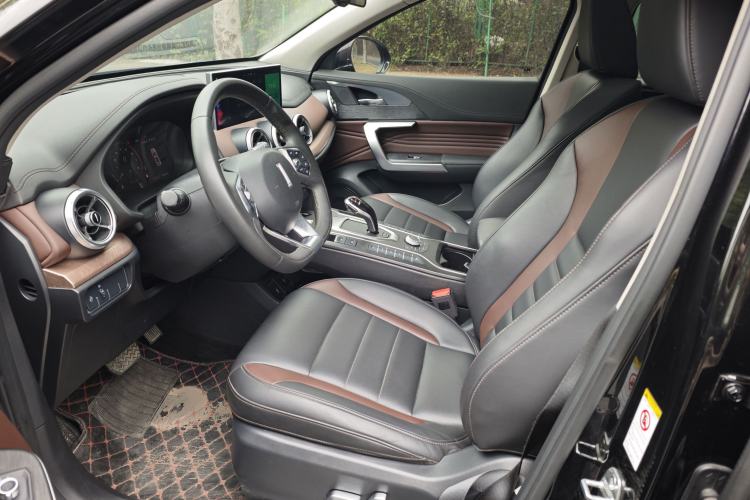 Used Wey VV5 2021 1.5T Two-Wheel Drive Smart Pioneer