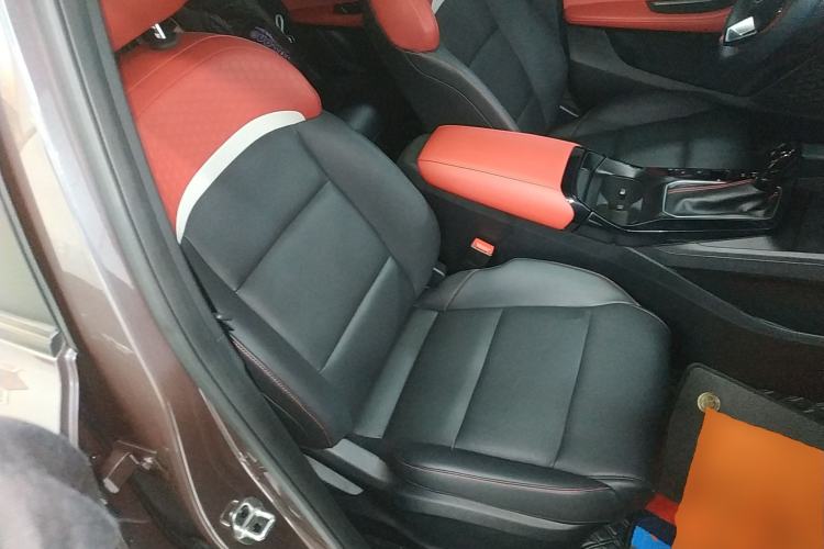 Used MG 5 2023 180 DVVT CVT Luxury Edition Right Front Seat