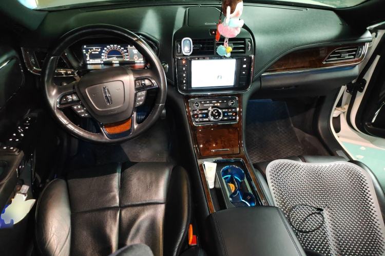 Used Lincoln Continental 2018 2.0T Two-Wheel Drive Luxury Edition
