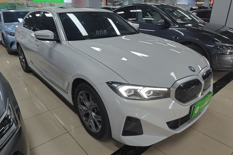 Used BMW i3 2024 eDrive 35 L
