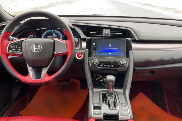 Used Honda Civic 2021 HATCHBACK 220TURBO CVT New Trendsetter