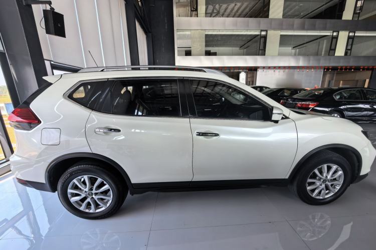 Used Nissan X-Trail 2020 2.0L XL Premium CVT 2WD SmartConnect Luxury Edition
