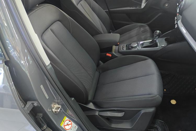 Used Audi Q2L 2021 35 TFSI Progressive Dynamic Edition
