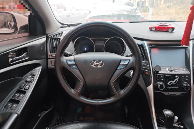 Used Hyundai Sonata 2013 2.4L Automatic Leading Edition China IV Standard