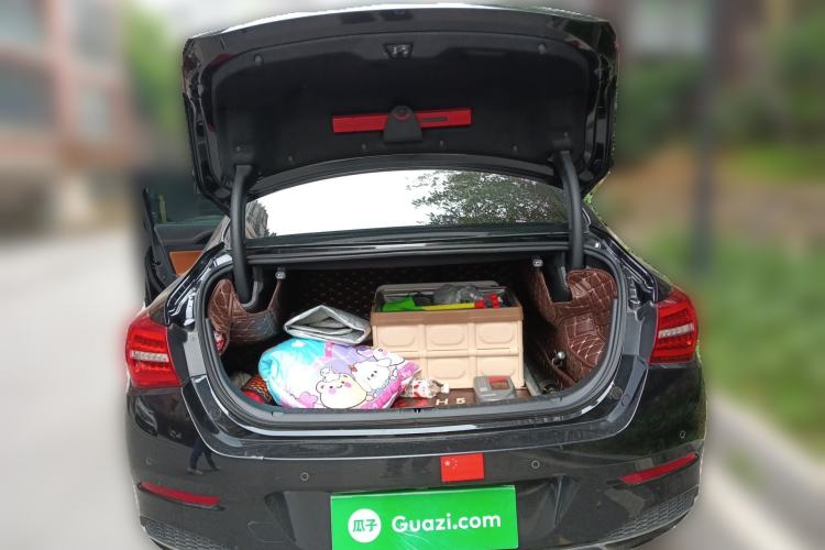 Used Hongqi H5 2019 30TD Smart Connect Dynamic Edition Trunk