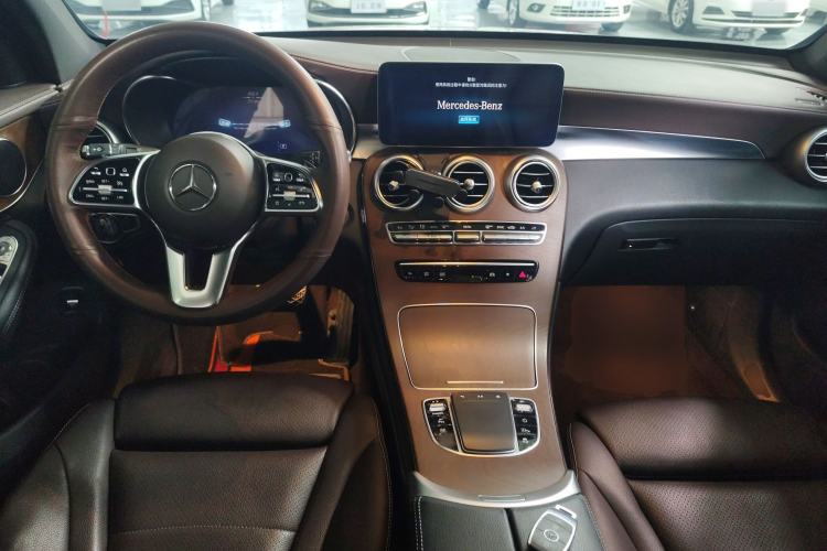 Used Mercedes-Benz GLC 2020 GLC 260 L 4MATIC Luxury Model