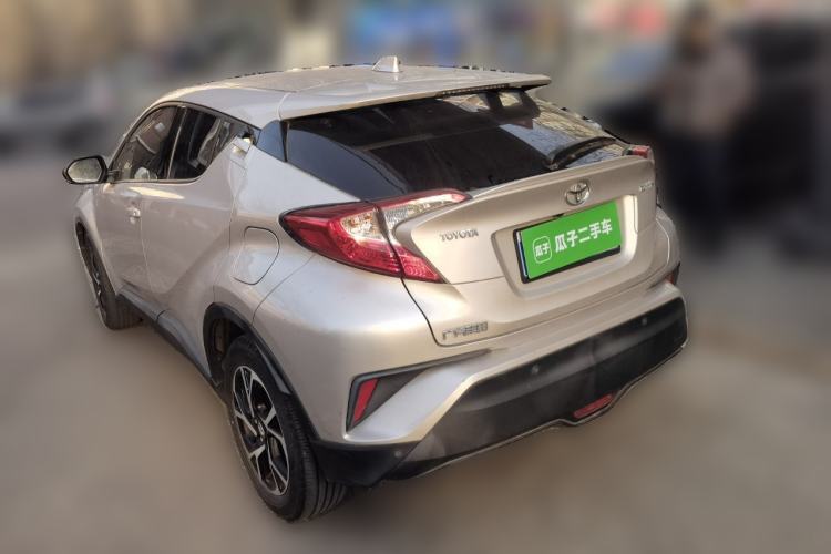 Used Toyota C-HR 2018 2.0L Leading with Sunroof China V Standard