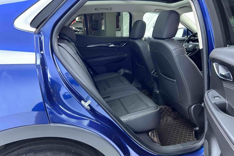 Used Buick Envision 2022 Facelift Encore S 652T Two-Wheel-Drive Luxury Model