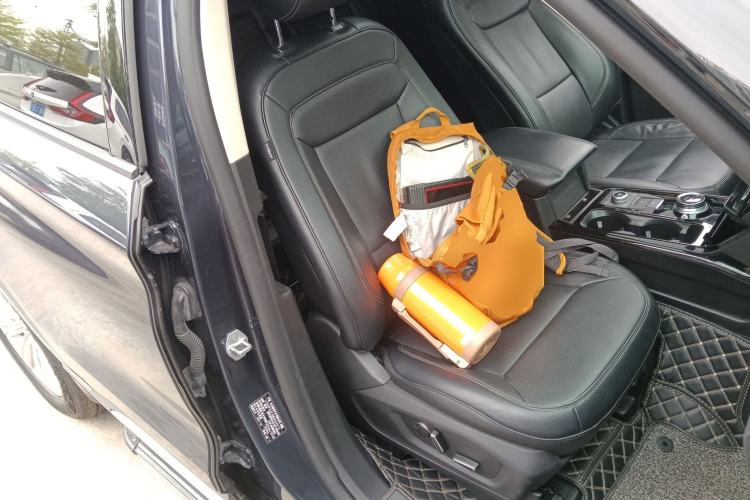 Used Ford Explorer 2020 EcoBoost 285 4x4 Titanium Edition 7-Seater