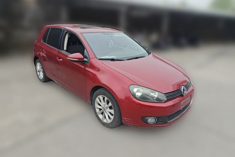 Used Volkswagen Golf 2012 1.6L Automatic Comfort Model Front Right 45 Deg