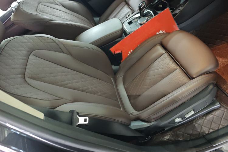 Used BMW X3 2022 xDrive30i Luxury Model M Night Sky Package Right Front Seat