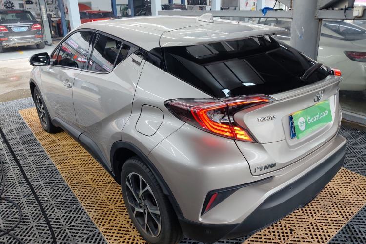 Used Toyota C-HR 2020 2.0L Luxury Edition
