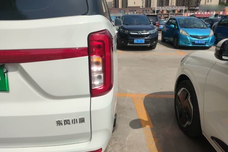 Used Dongfeng Fengon E380 2023 Standard Edition – Comfort Model 7 Seats
