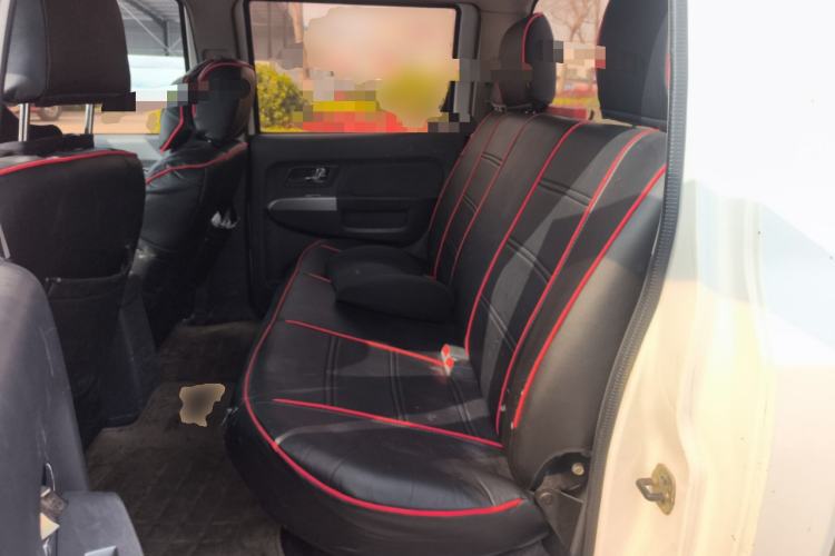 Used Dongfeng Ruichi 2017 2.5T Diesel Two-Wheel Drive Standard Version ZD25T5