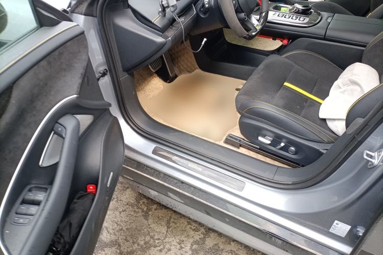 Used Xiaomi Auto SU7 Ultra 2025 Ultra Model Driver Seat