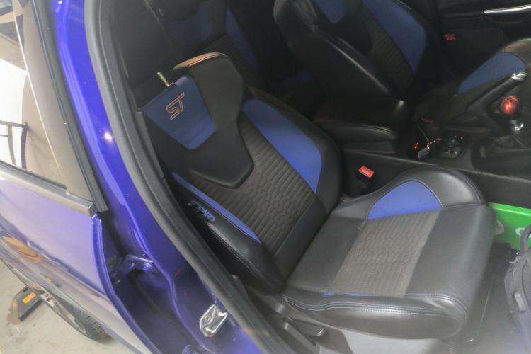 Used Ford Focus 2013 2.0T ST Standard Edition