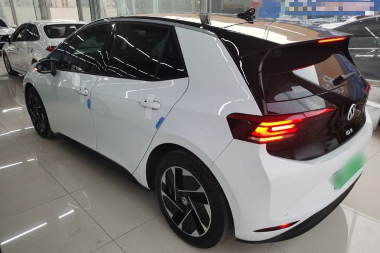 Used Volkswagen ID.3 2024 Outstanding Edition
