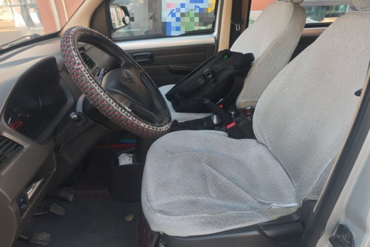 Used Wuling Rongguang  Left Front Seat