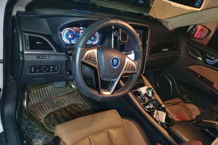 Used BYD Qin New Energy 2018 Qin EV450 Smart Connect Prestige Model
