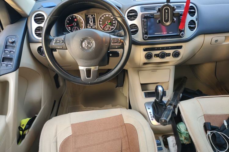 Used Volkswagen Tiguan 2015 1.8TSI Automatic Two-Wheel Drive Comfort Edition Steering Wheel