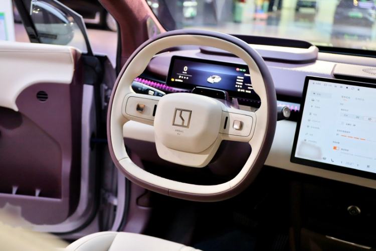 Used Zeekr X 2025 Four-Seater Rear-Drive Cube Version Interior 6