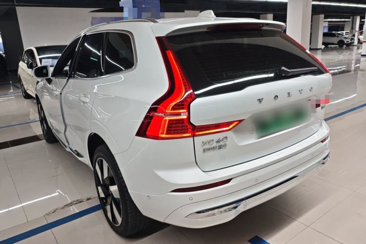 Used Volvo XC60 New Energy 2025 Plug-in Hybrid Long-Range All-Wheel Drive Smart Luxury Edition Rear Left 45 Deg