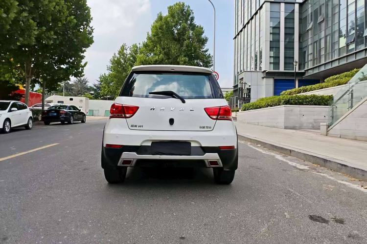 Used Haval H1 2017 Red-Label 1.5L AMT Luxury Model