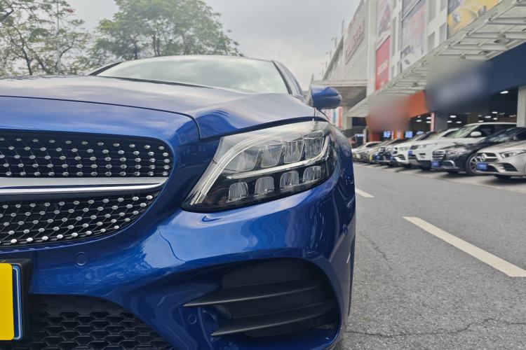 Used Mercedes-Benz C-Class 2019 C 260 Coupe Exterior 4