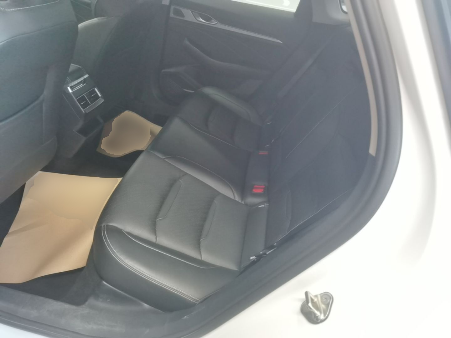 Geely Auto Preface 2021 2.0TD Luxury Version - Luxury — снимка 20