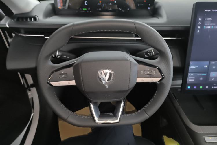 Used CHANGAN Eado PHEV 2025 Smart New Blue Whale 145KM Battleship Edition