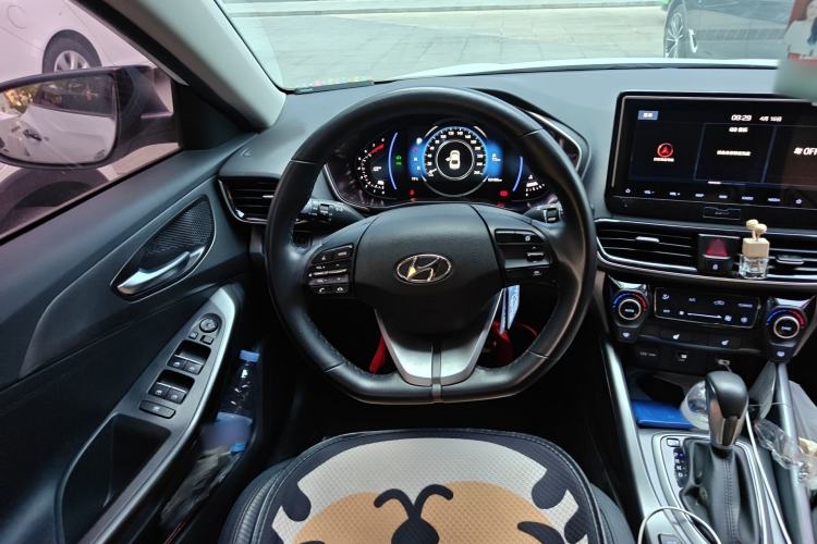 Used Hyundai Lafesta 2019 280TGDi Smart Speed Version China V Standard Steering Wheel