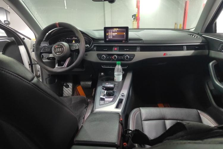 Used Audi A4L 2018 30th Anniversary Edition 40 TFSI Trendy Model