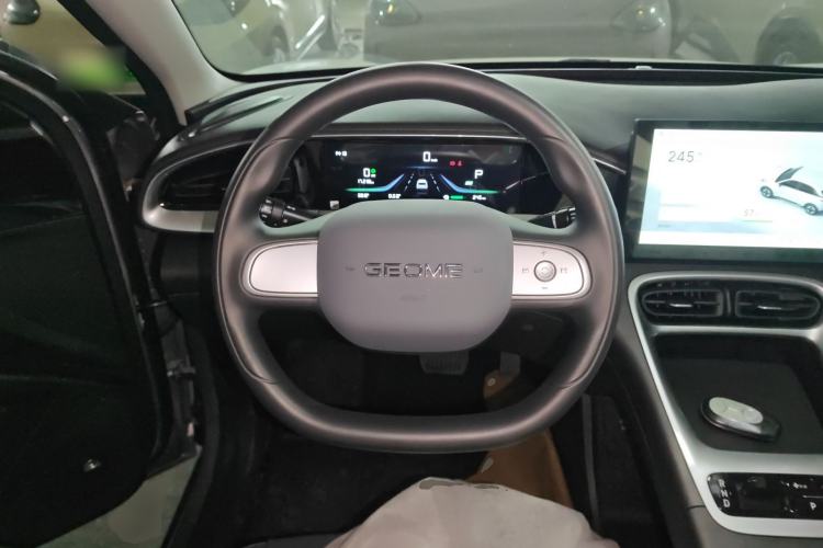 Used Geely Galaxy Geome 2026 Model 410km Carefree Edition Steering Wheel