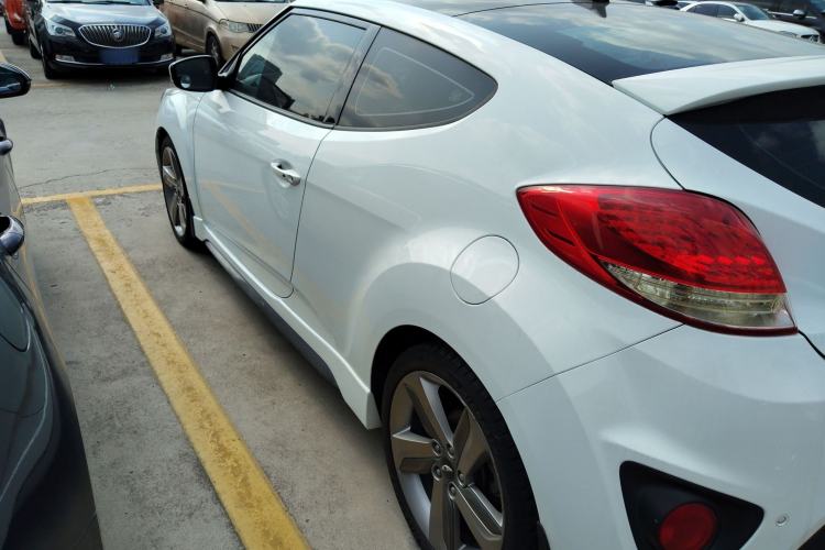 Used Hyundai Veloster 2012 1.6T Automatic Luxury Edition
