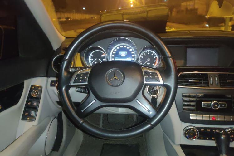 Used Mercedes-Benz C-Class 2013 C 180 CGI Classic
