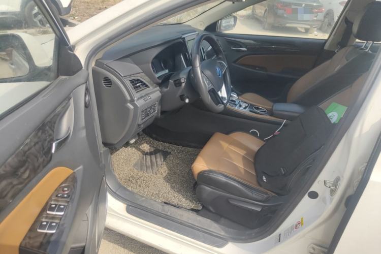 Used BYD Qin New Energy 2017 1.5T Luxury Model