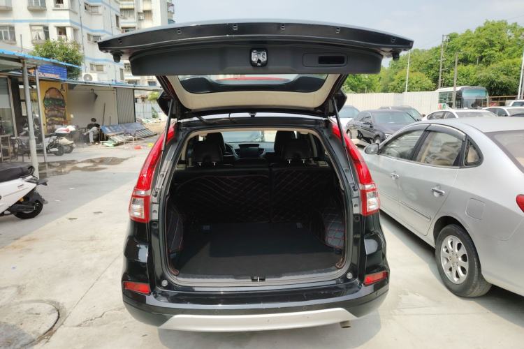 Used Honda CR-V 2016 2.0L Two-Wheel Drive Classic Edition