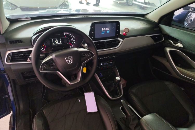 Used Baojun 510 2017 1.5L Manual Fashion Model