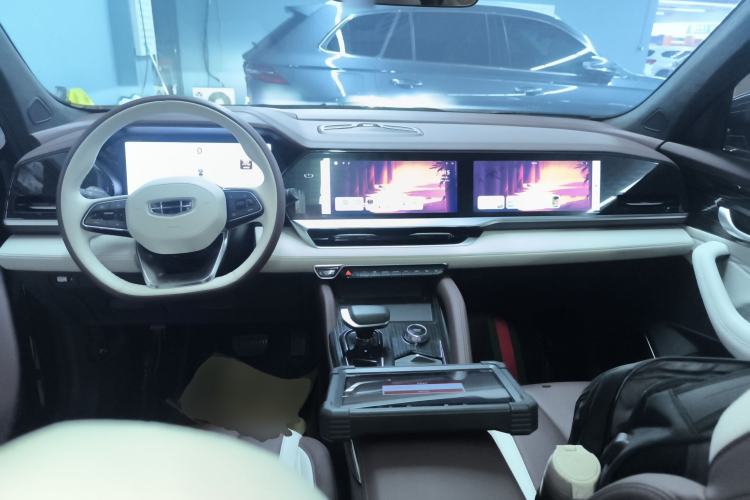 Used Geely Auto Monjaro L 2024 2.0TD High-Power Automatic Two-Wheel Drive Yunqi Version