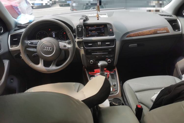 Used Audi Q5 2015 40 TFSI Comfort Model