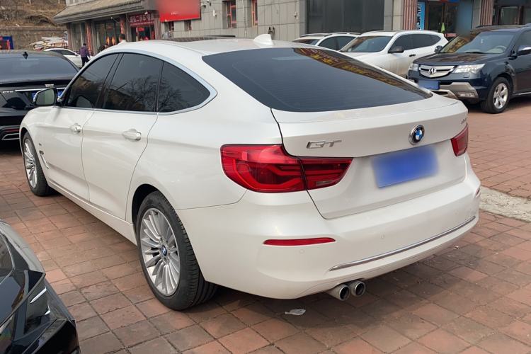 Used BMW 3 Series GT 2018 320i Luxury Design Package