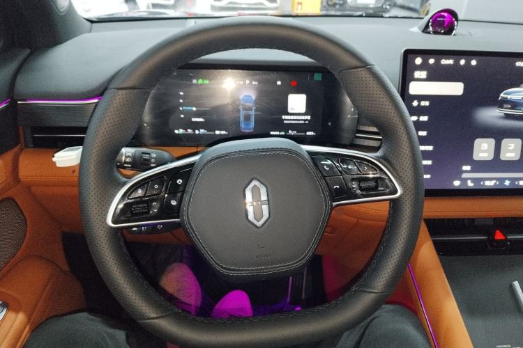 Used Hima AITO M7 2024 1.5T Intelligent Driving 4WD Ultra Version 6 Seats Steering Wheel