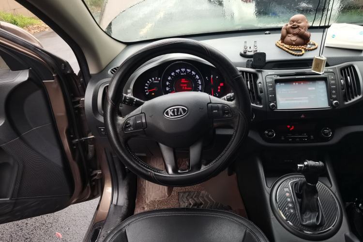 Used Kia Sportage R 2012 2.0L Automatic Two-Wheel Drive NAVI Steering Wheel